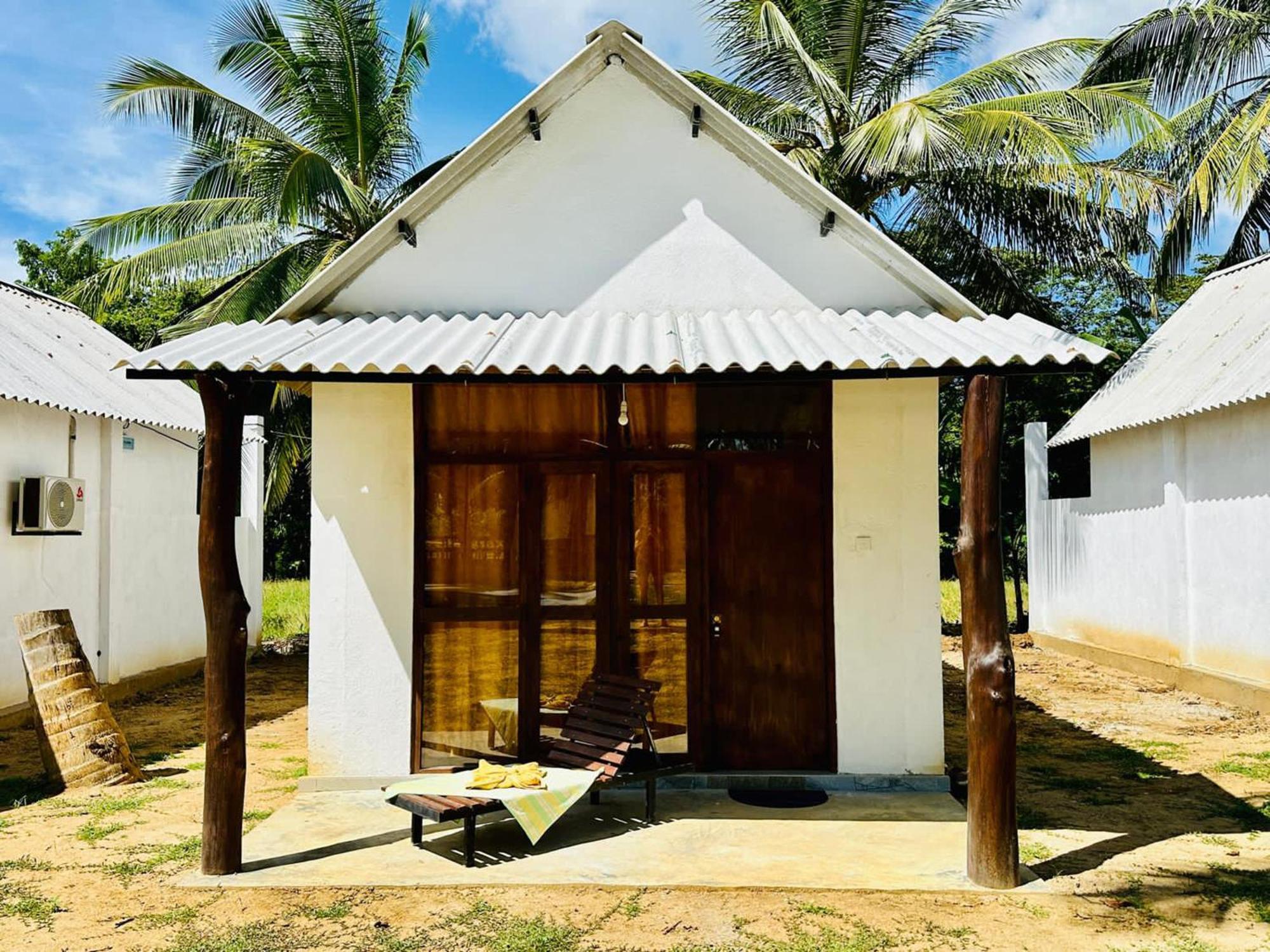 Eagle Safari Cottage Udawalawe Esterno foto