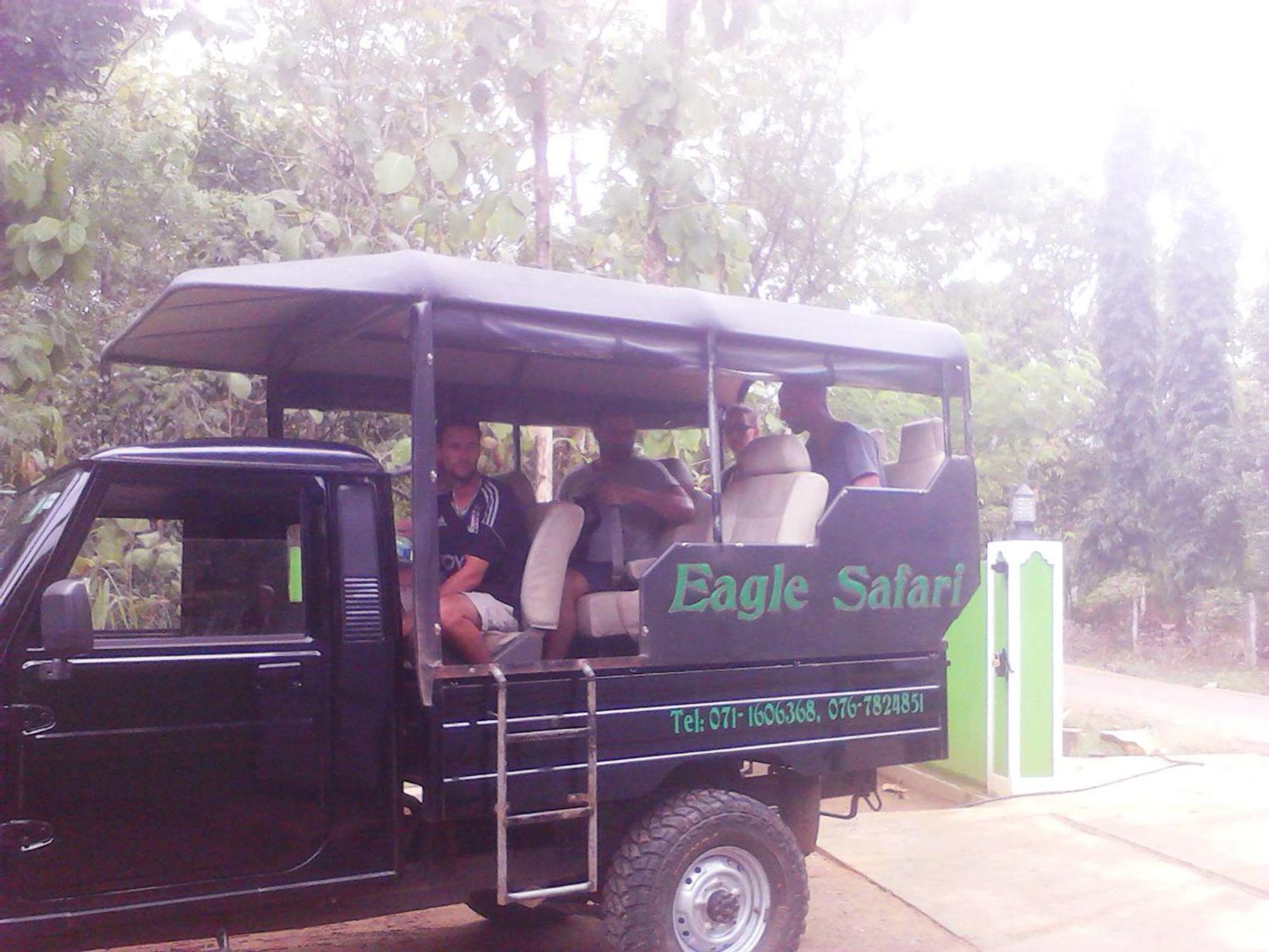 Eagle Safari Cottage Udawalawe Esterno foto